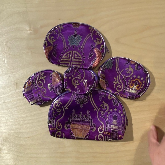 5 Purple Decorative zip pouches (LW) - Picture 3 of 9